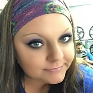 Meet your Posher, Crystal